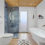 4 Bedroom Cozy In *