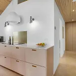 4 Bedroom Cozy In