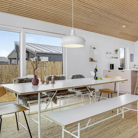 4 Bedroom Cozy In * 하데르슬레우
