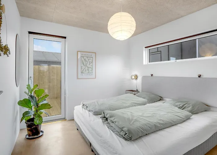 4 Bedroom Cozy In Tatil Evi Haderslev